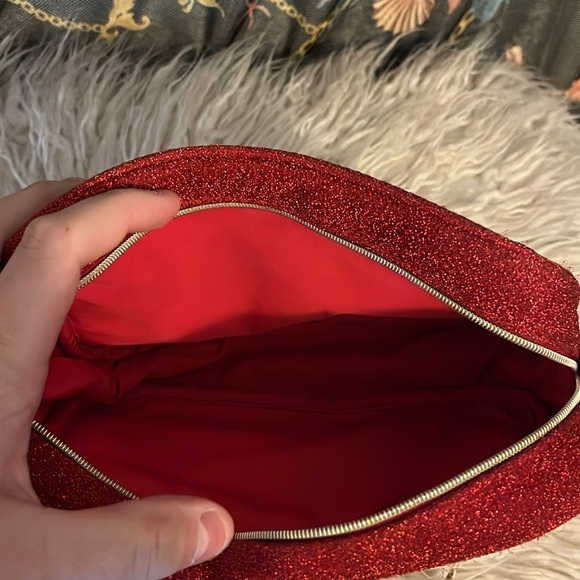 CHANEL MAKEUP CROSSBODY - Picture 3 of 5